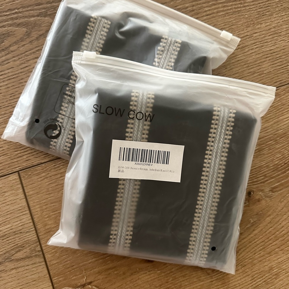 NWT Black and White Striped Lumbar Pillows (2) - Picture 7 of 7